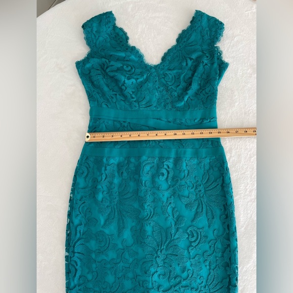 Tadashi Shoji Size 8 Embroidered Lace Sheath Dress - Picture 16 of 17